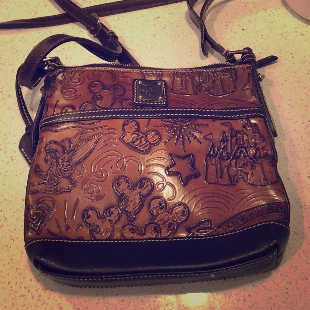 Dooney and Bourke Disney Cross Body 💕